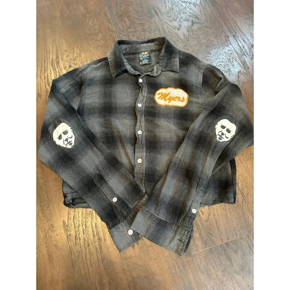 Michael Myers Halloween Flannel  #30 - Picture 1 of 3